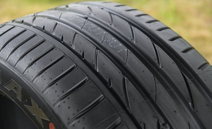 Летние шины Maxxis VS5 Victra Sport 235/45 R19 0