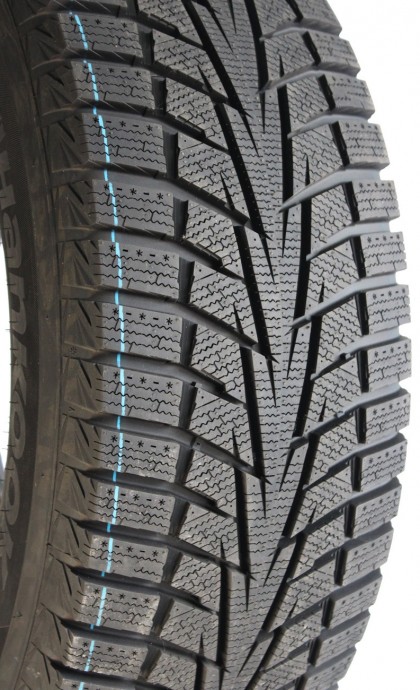 Зимние шины Hankook Winter i*cept X RW10 235/70 R16 0