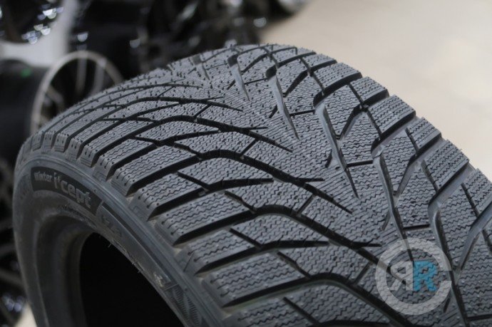 Зимние шины Hankook Winter icept iZ3 X W636A 255/45 R20 0