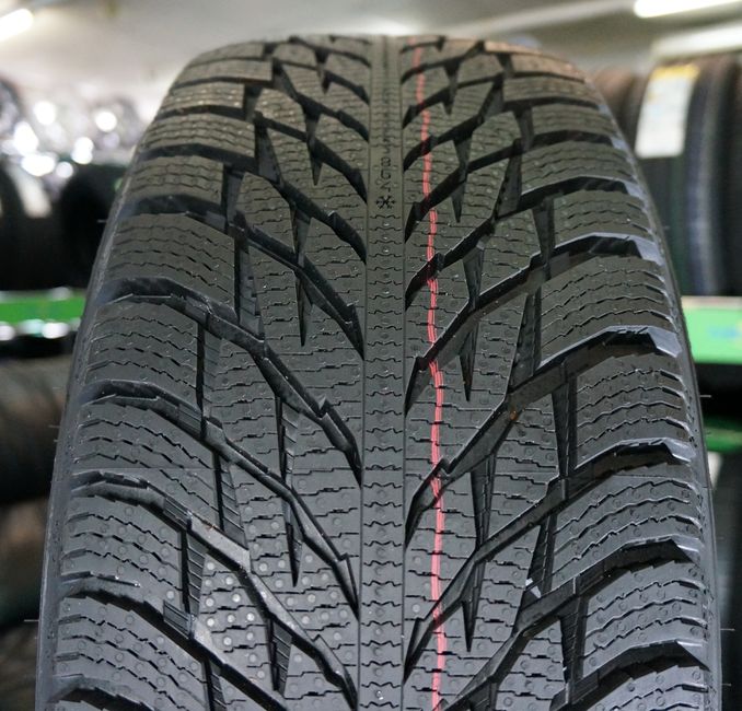 Зимние шины Ikon Autograph Snow 3 SUV 245/60 R18 0