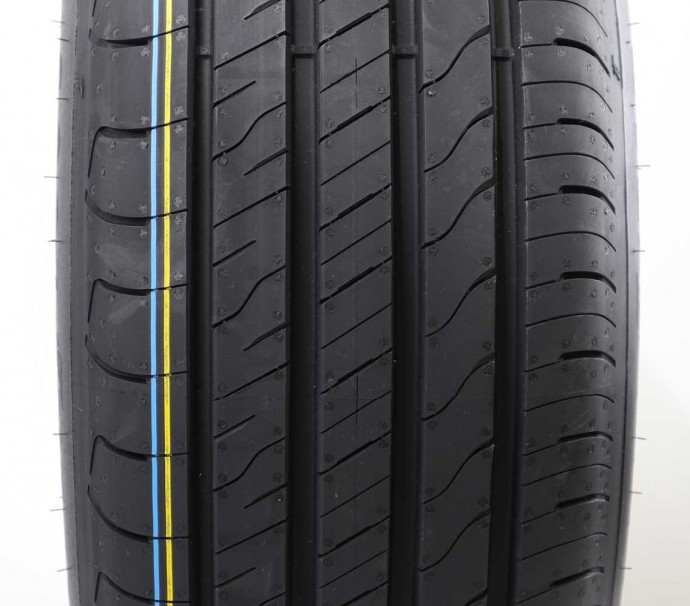 Летние шины Goodyear EfficientGrip 2 SUV 255/55 R19 0