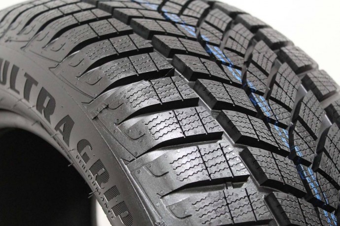 Goodyear UltraGrip Perfomance +