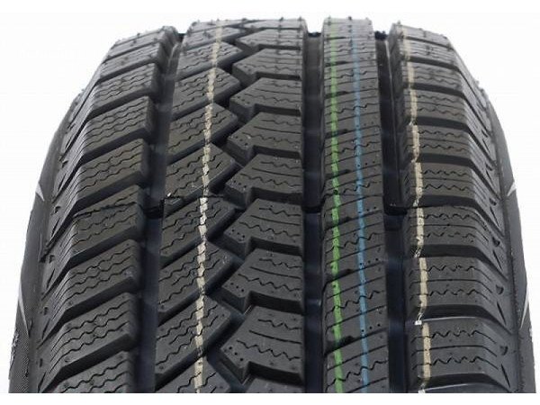Зимние шины SunFull SF-982 235/60 R18 0