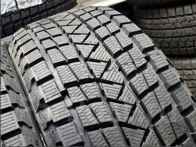 Зимние шины Firemax FM806 255/50 R19 0
