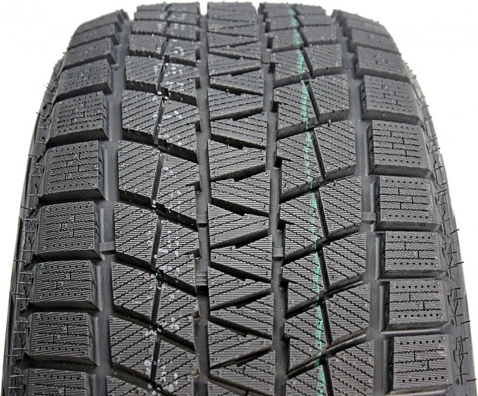 Зимние шины Habilead IceMax RW501 215/60 R17 0
