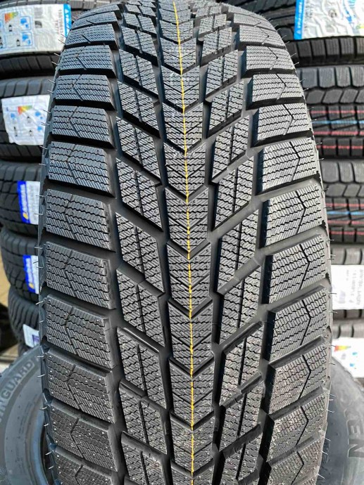 Зимние шины Roadstone Winguard Ice SUV 225/75 R16 0